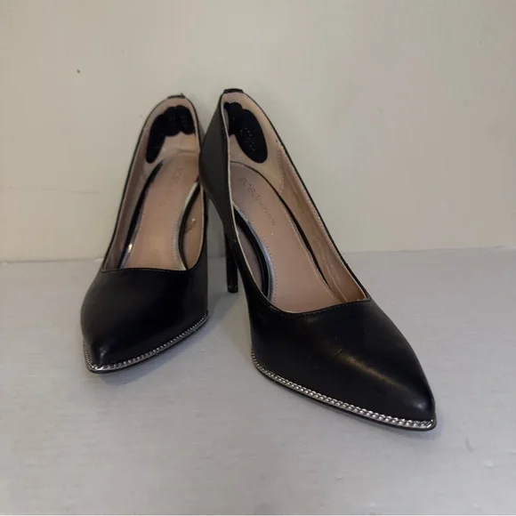 BCBGeneration Harlia Black Pointed Toe Pumps Silver Chain Trim Stiletto Heels - Picture 2 of 6